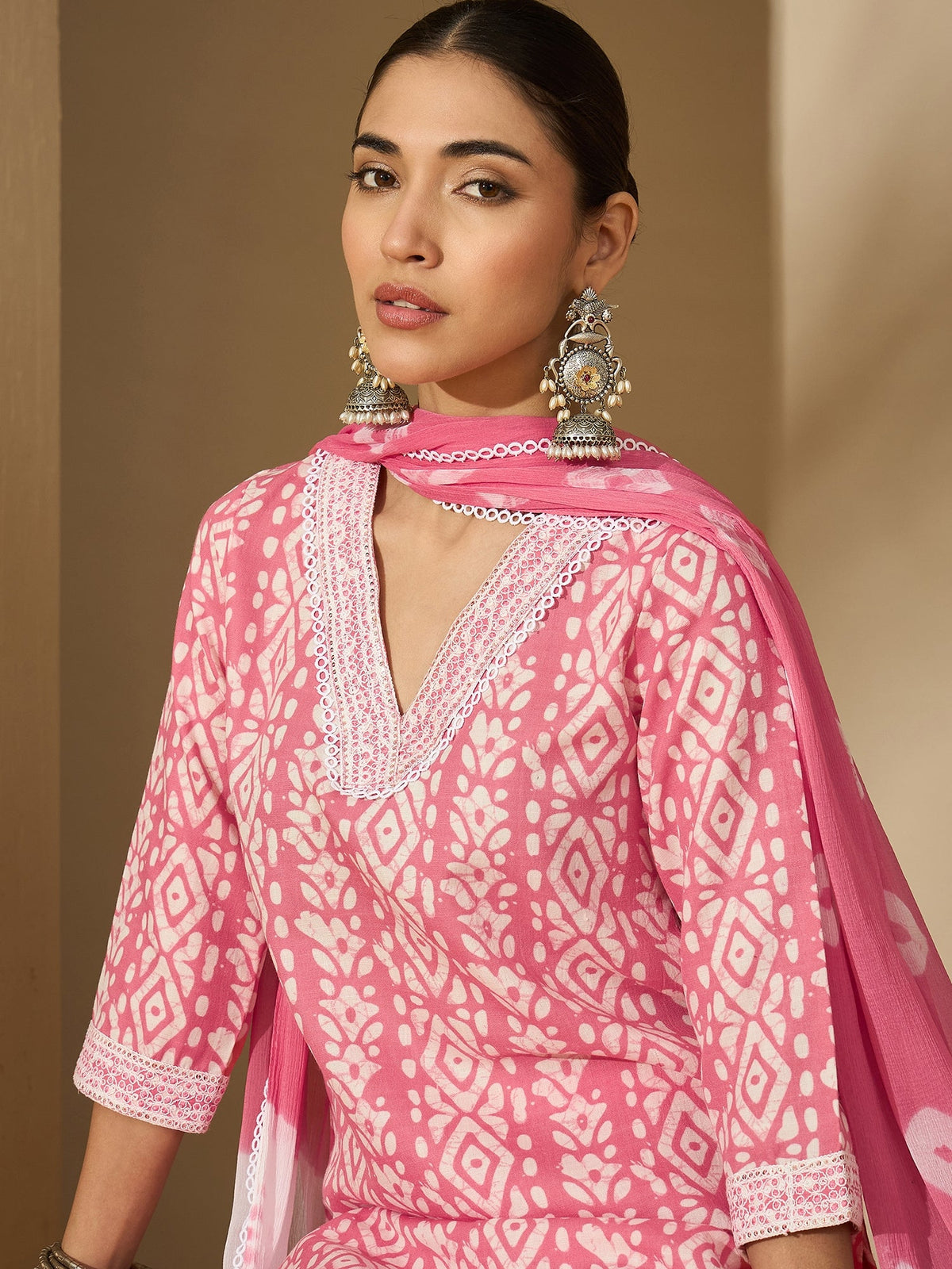 Peach Blossom Trail Floral Printed Straight Kurta with Trouser & Dupatta