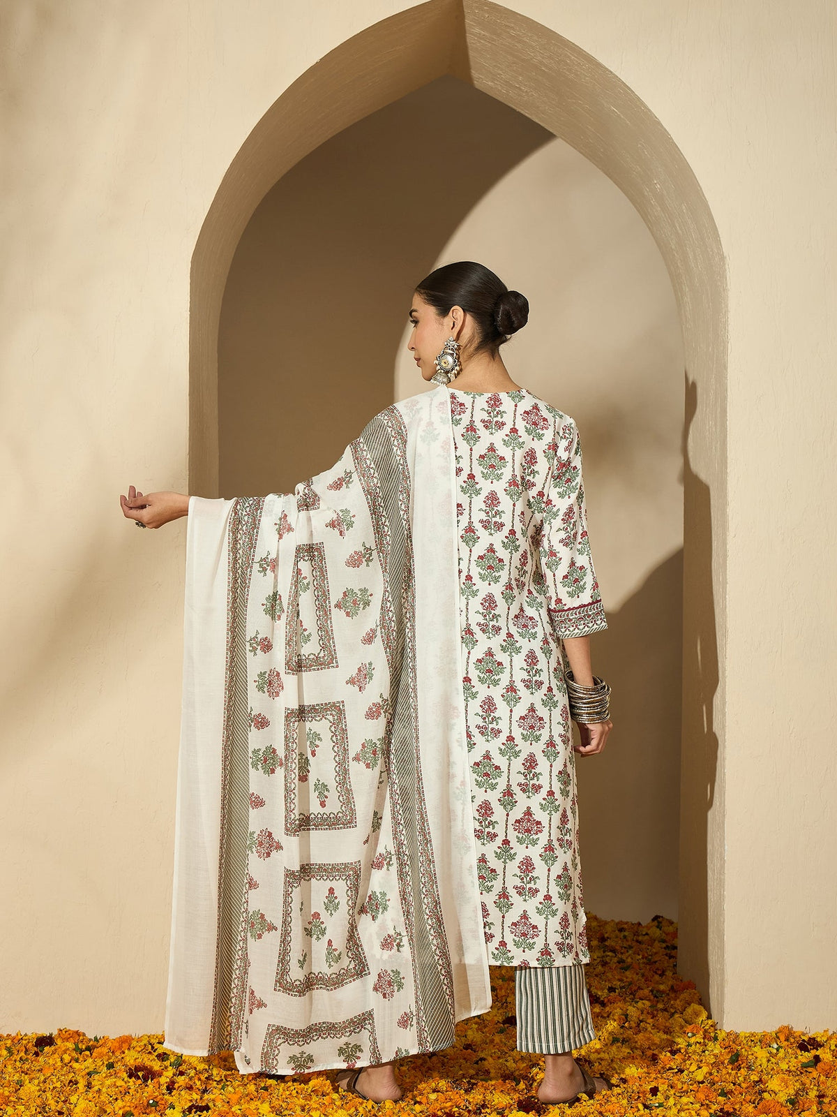 Pearl Garden Floral Printed White Lace Kurta Set with Dupatta