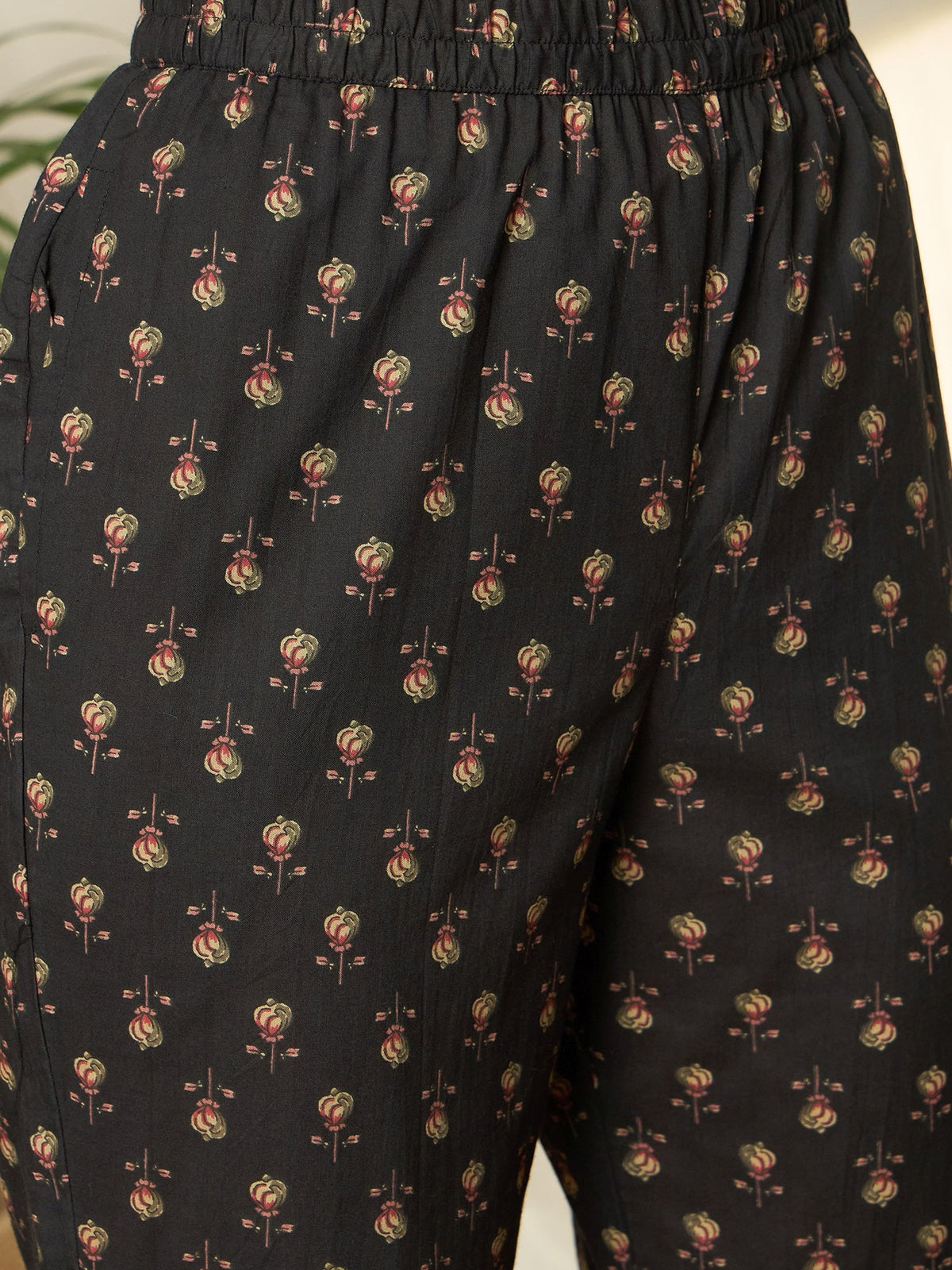 Gulzar Floral Printed Pure Cotton Top, Trousers & Shrug Co-Ord Set