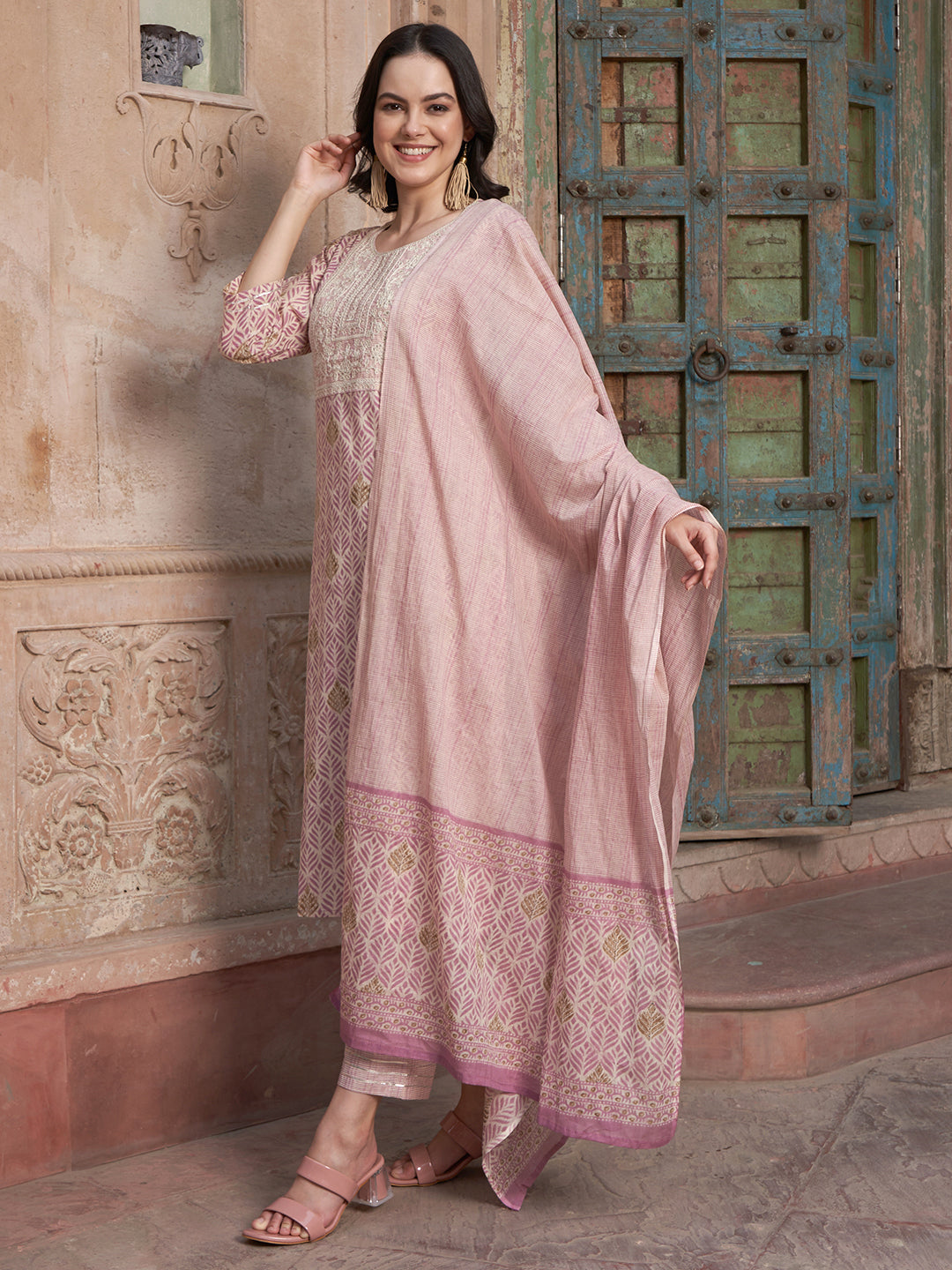 Bloom Reverie Floral Printed Kurta Pant Dupatta Set