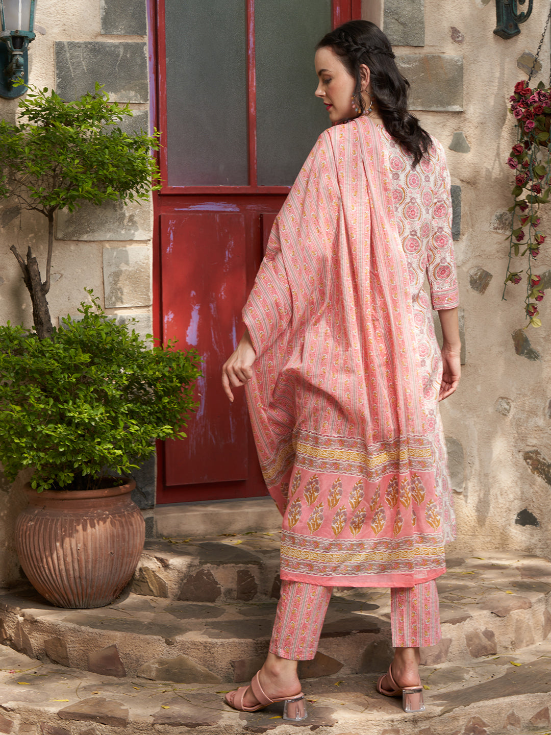 Ethnic Motifs Printed Gotta Patti Pure Cotton Kurta & Trouser With Dupatta