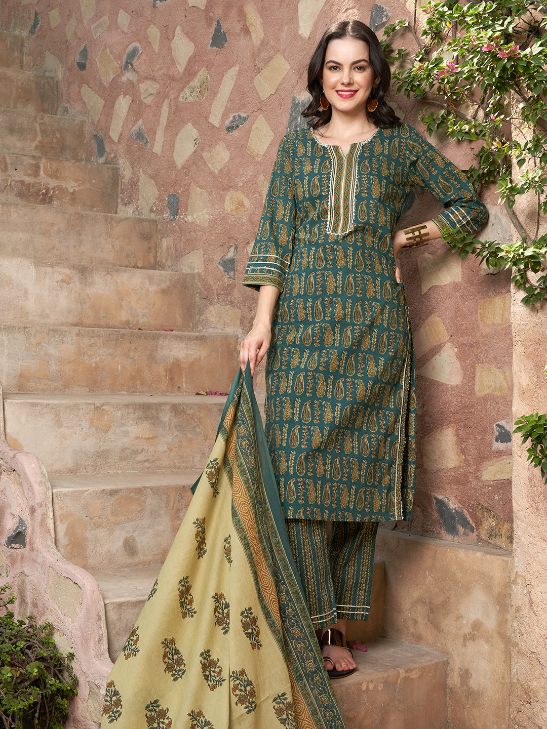 Verdant Bloom Green Floral Printed Kurta Pant with Dupatta Set Elegant Ethnic Wear for Women