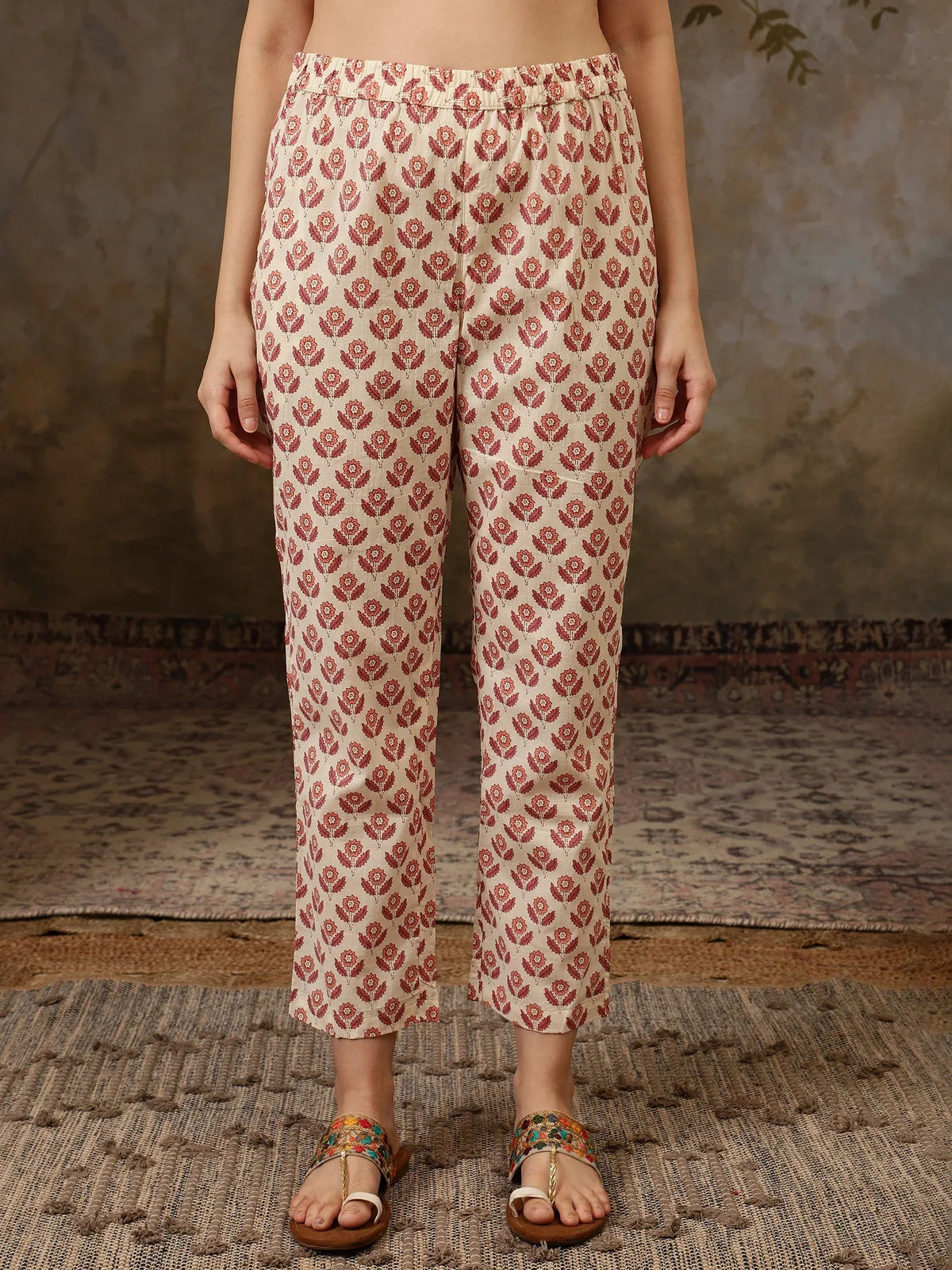 Amaira Floral Printed Straight Pure Cotton Kurta Set with Trousers & Dupatta - aunlabel