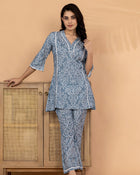 aunlabel Women's Grey Muslin Printed Co-Ord Set | V-Neck Flared Kurti with Straight Pants