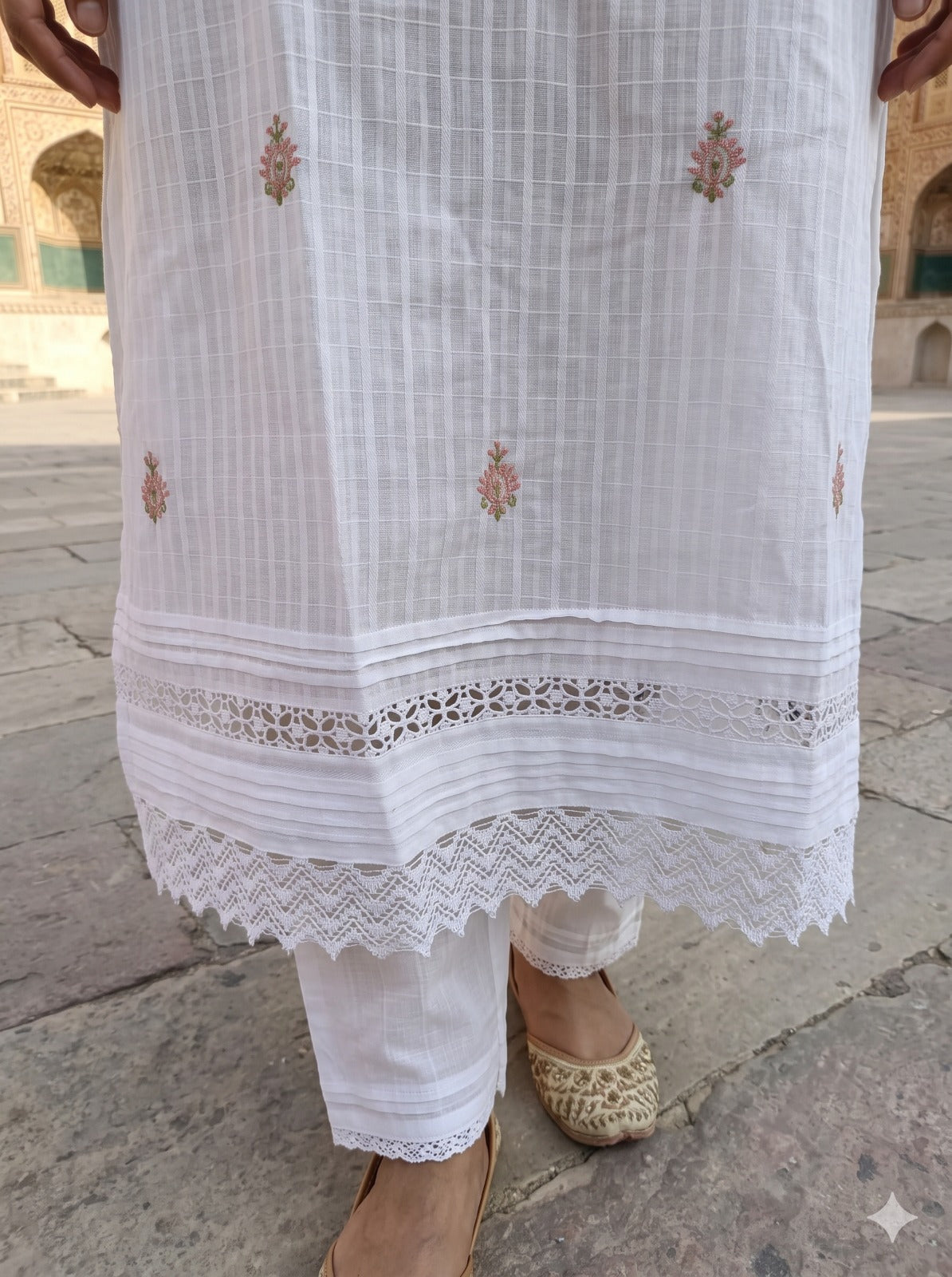 NIihara Kurta