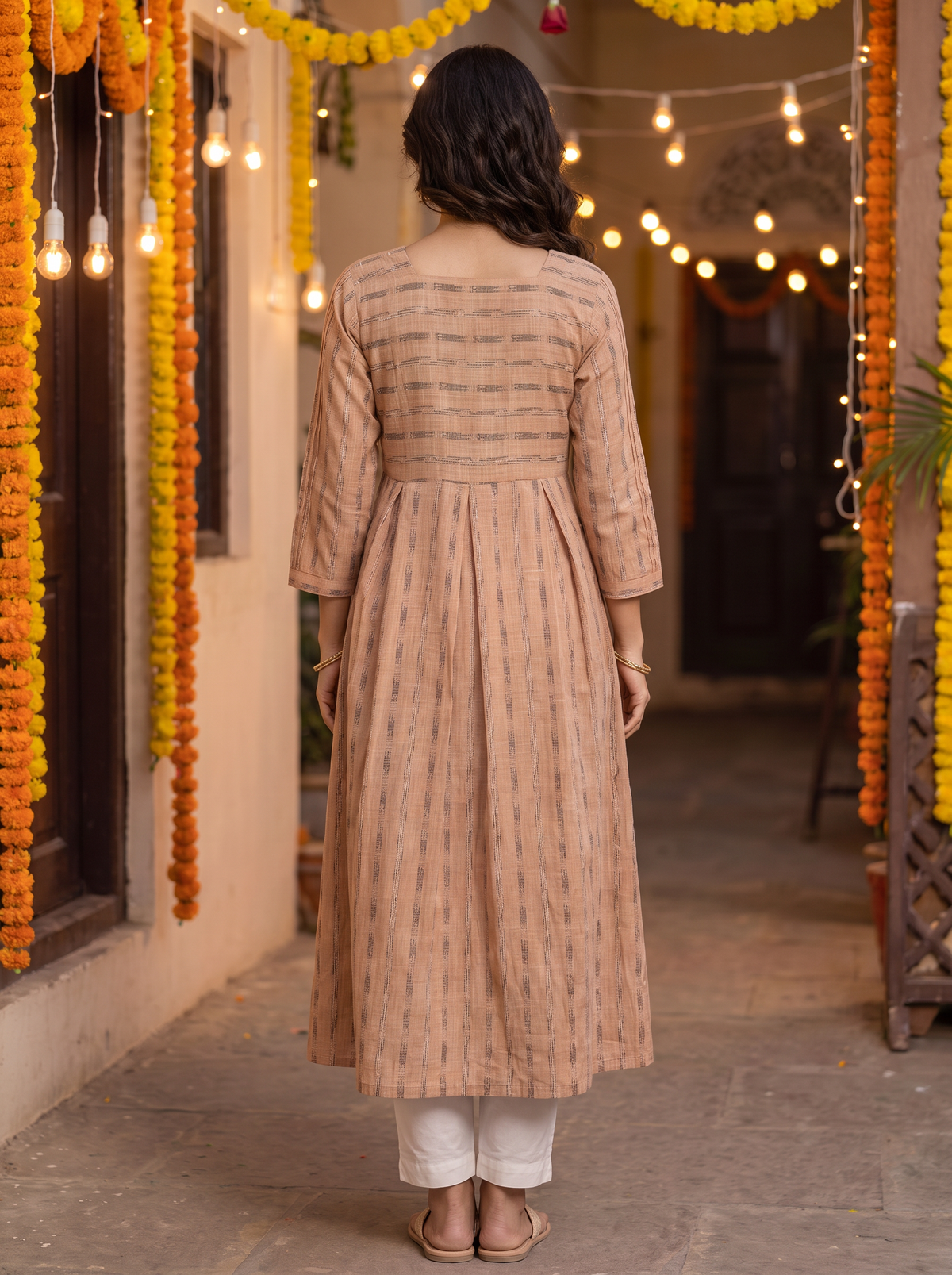 Mrinmayi kurta